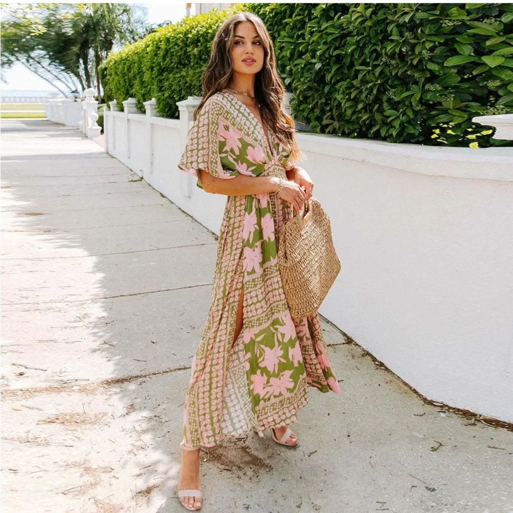 Vici A World to See floral slit dress in size M - Picture 2 of 13